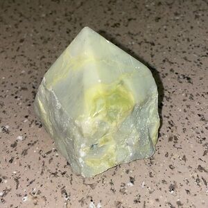 Serpentine Carved Point